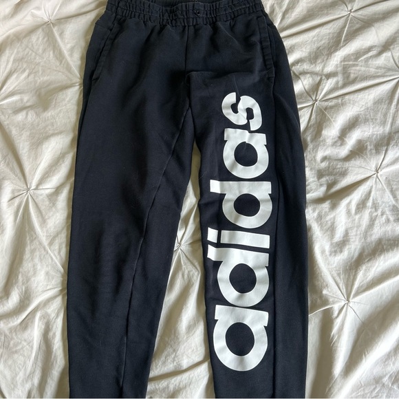 Womens Adidas Small Black Large Logo Jogger Pants - Picture 1 of 5